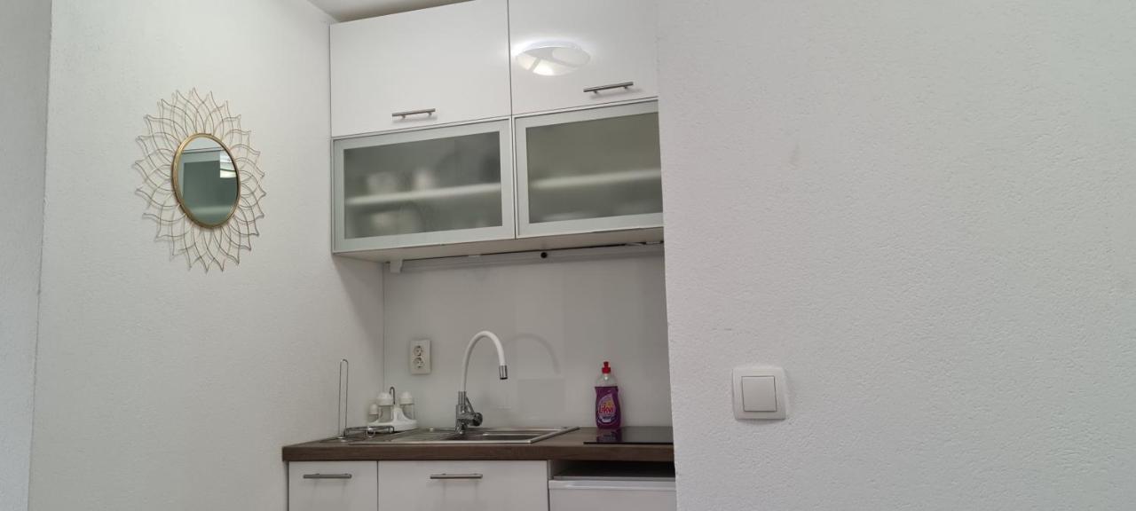 Luxury Apartments Oasis Lumbarda Esterno foto